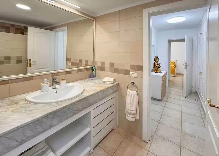 Apartament Residencial La Pineda & Anet *